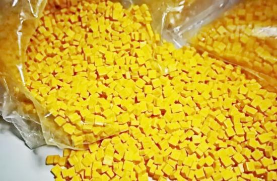 Иркутская таможня выявила незаконный ввоз полимерных красителей из Вьетнама