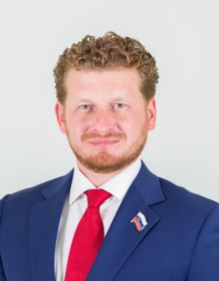 Депутат Заксобрания Иркутской области Олег Попов подал документы на выборы Госдуму