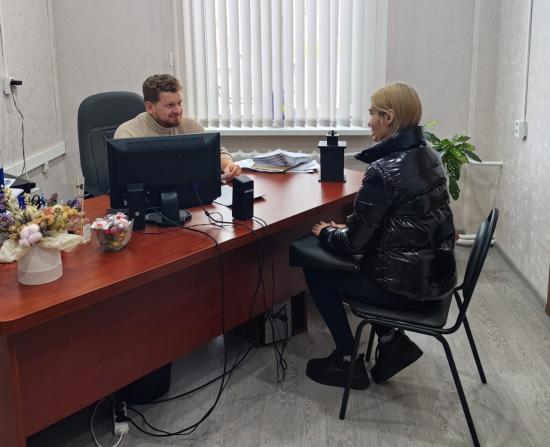 Праздничную акцию для ветеранов в Братске помог организовать депутат ЗС Олег Попов