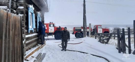 Два человека погибли на пожарах в Иркутской области за сутки