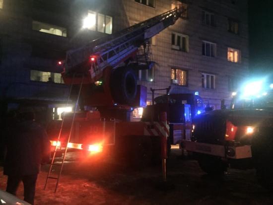 Женщина погибла на пожаре в многоквартирном доме Ангарска