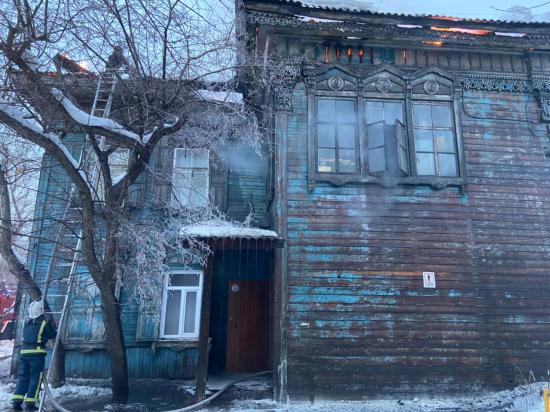 Очередной памятник архитектуры горел в центре Иркутска