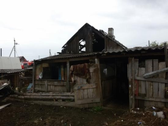 Пожар в поселке Дальний Иркутской области распространился на 24 дома