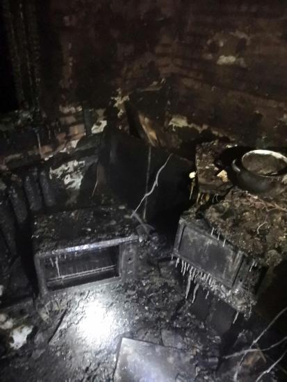 Мать с двумя детьми погибла на пожаре в Тулунском районе