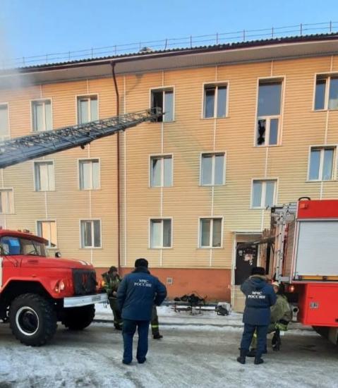 В Шелехове подожгли жилой дом