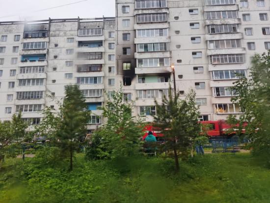 В микрорайоне Зеленый Иркутска жильцам одного из домов потребовалась ночная эвакуация