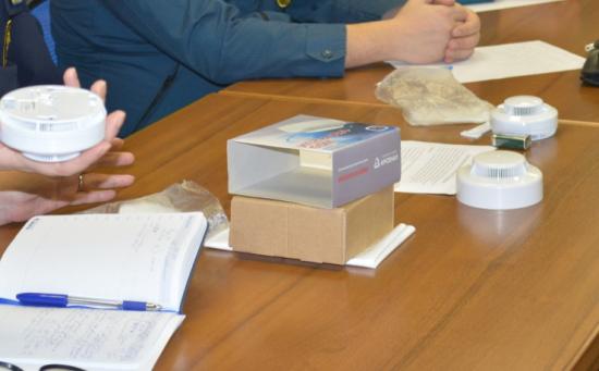 Благотворительный фонд развития Иркутского района собирает средства для приобретения пожарных извещателей