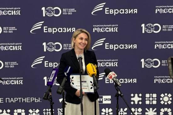 Евгения Ким из Иркутской области стала победителем первой Международной премии «Евразия»