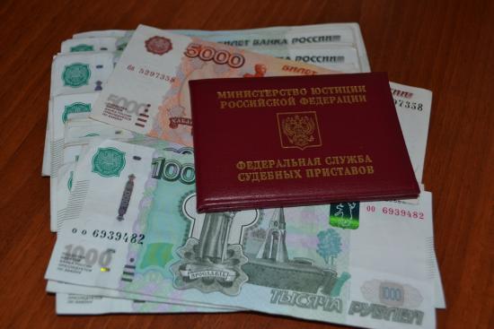 Деревоперерабатывающее предприятие в Усть-Илимске задолжало 2 млн рублей своим работникам