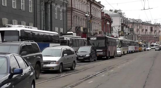 Транспортный налог для автомобилей небольшой мощности в Иркутской области снизят в два раза