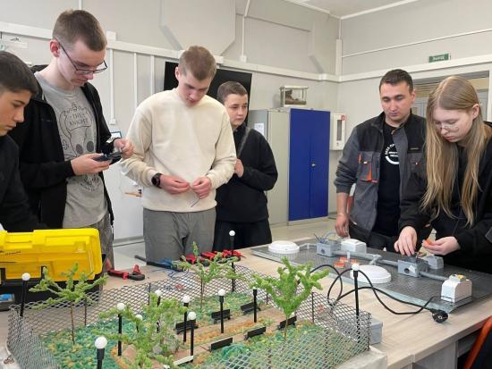 Базовый колледж Эн+ в Иркутске провел День открытых дверей программы «Профессионалитет»