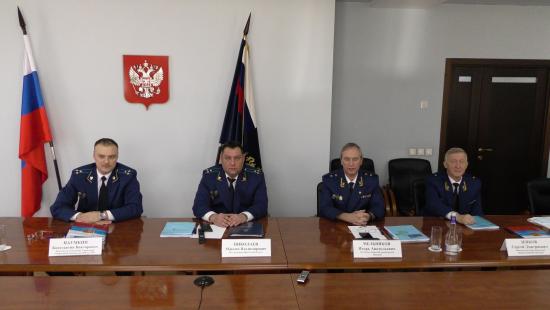 Прокуроры в Иркутской области предотвратили принятие свыше тысячи незаконных актов