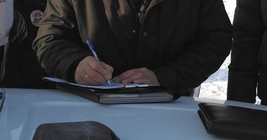 На Братском водохранилище за день зафиксировали пять несанкционированных выездов на лед
