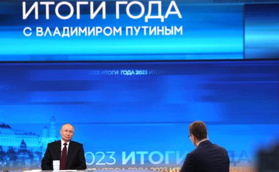 Игорь Кобзев: Президент страны Владимир Путин глубоко погружён во все вопросы развития России