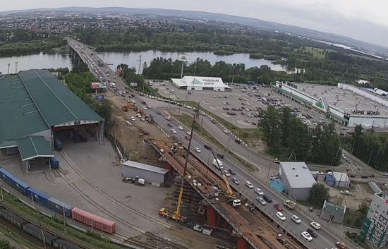 На путепроводе по улице Джамбула в Иркутске плановые ремонтные работы будут производить по ночам