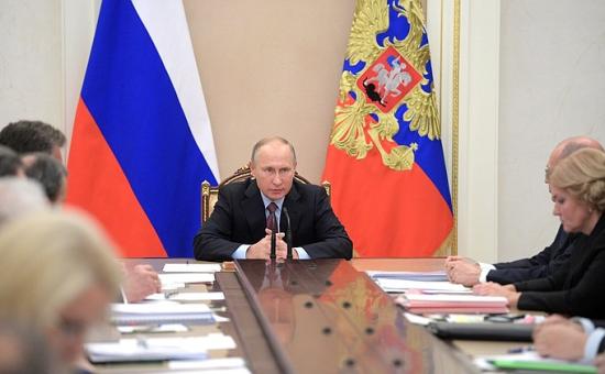 Президент России утвердил перечень поручений по итогам проверки законности деятельности, оказывающей негативное воздействие на БПТ