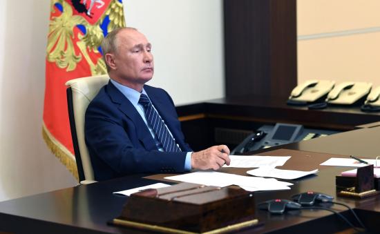 Фото пресс-службы Кремля Владимир Путин проводит совещание по экологической ситуации в Усолье-Сибирском