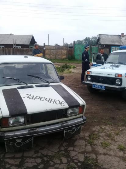 В Аларском районе пьяный водитель катал подростков на чужих "Жигулях"