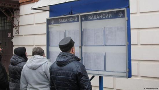 Самостоятельно ищут работу в четыре раза больше жителей Иркутской области, чем обращаются в службу занятости
