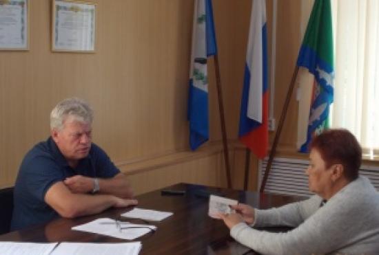 Владимир Родионов провел прием граждан в Катангском районе