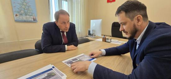 Восстановление исторических зданий Иркутска обсудил депутат ЗС Алексей Распутин с главой службы по охране объектов культурного наследия