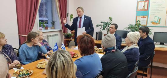 Развитие Знаменского предместья стало основной темой встречи Алексея Распутина с жителями его избирательного округа