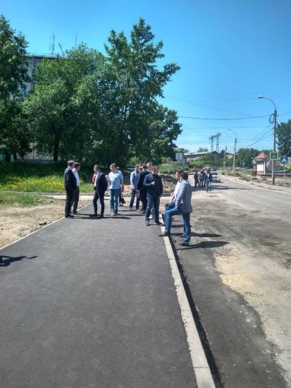 Работы по проекту «Безопасные и качественные дороги» проверил мэр Иркутска Дмитрий Бердников