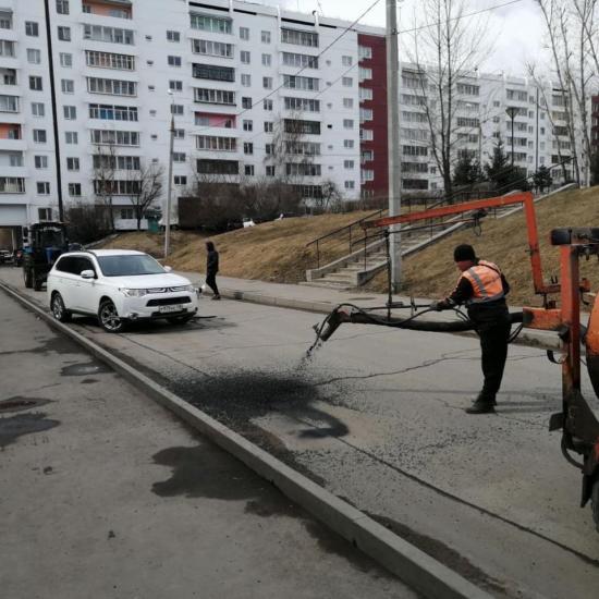 В микрорайоне Солнечный Иркутска капитально отремонтируют 2,5 км дороги