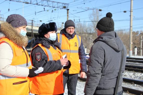 Профилактические рейды проводят на ВСЖД по выявлению переходов в неположенных местах