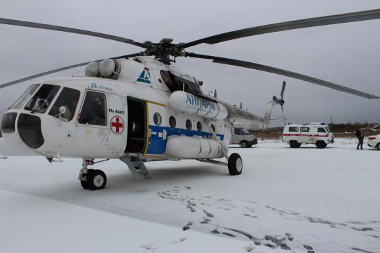 Одного из пострадавших при пожаре на Марковском месторождении доставили спецбортом в Красноярск