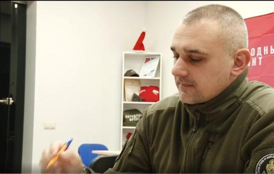 Активисты-общественники Приангарья ставят подписи в поддержку выдвижения Владимира Путина