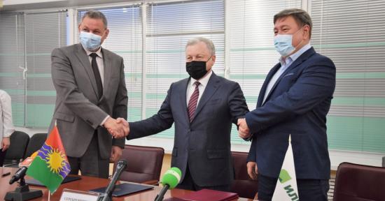 Администрация Братска подписала соглашения о соцпартнерстве на 2022 год с ПАО «РУСАЛ Братск» и Филиалом АО Группа «Илим» в Братске