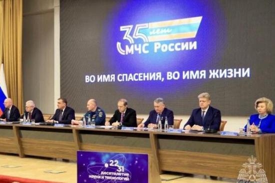 Подготовка к паводкам началась: эксперты прогнозируют сход снега в Сибири раньше обычных сроков