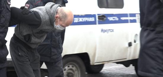 Суд арестовал подозреваемого в изнасиловании двух девочек в Иркутском районе