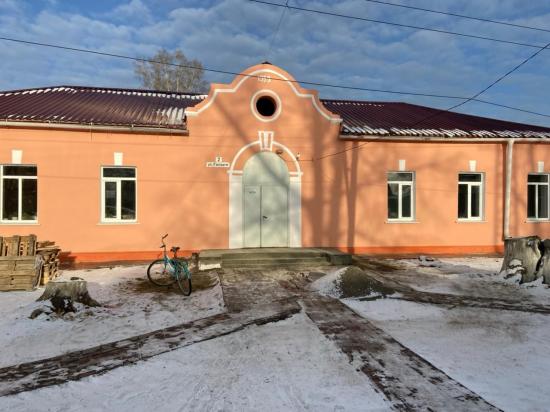 Ремонт школы искусств в поселке Тайтурка Усольского района завершат до конца декабря