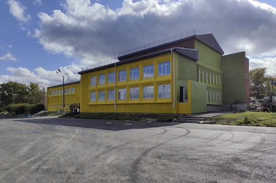Капитальный ремонт школы № 1 в городе Черемхово завершат до конца года