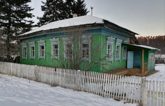 Здания трех малокомплектных школ Иркутского района заменят на модульные