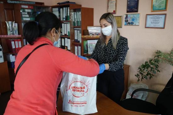 Более 4 тысяч детей получат школьные наборы от Фонда Красноштанова