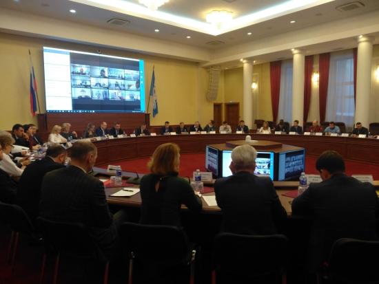 Спецтехника для аварийно-восстановительных работ прошла половину пути до труднодоступного Алыгджера
