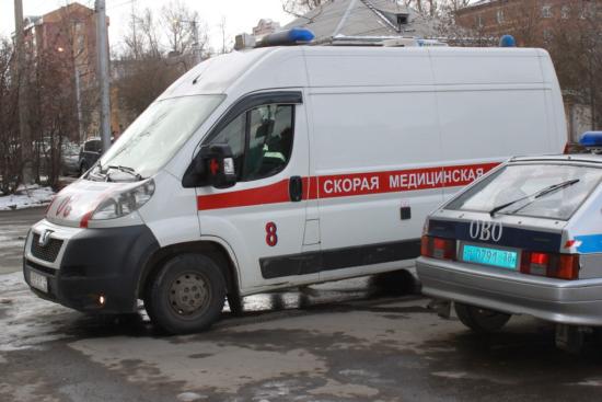 В Усолье-Сибирском пациент устроил дебош в машине скорой помощи