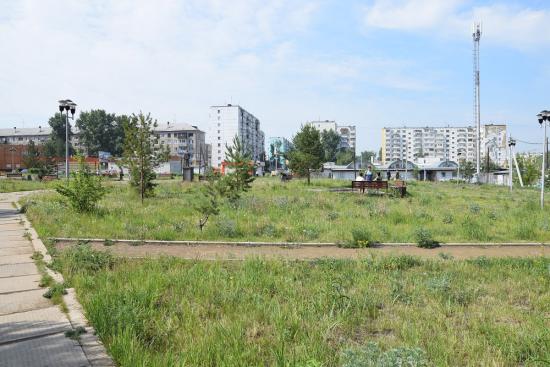 Сквер имени Самусенко озеленят в Братске