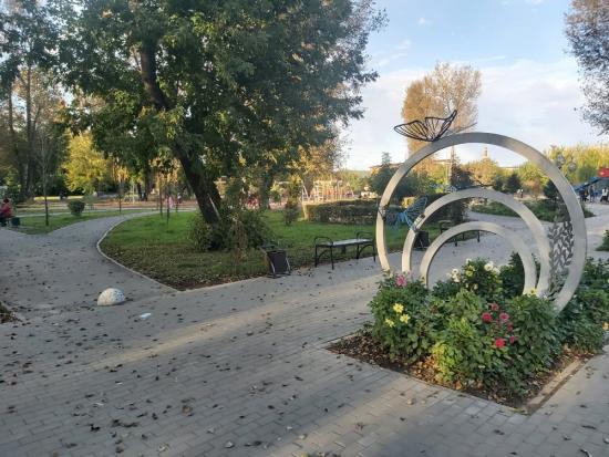 Сквер благоустроили в Жилкино Иркутска