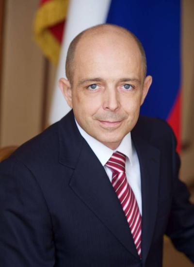 Сергей Сокол поздравил жительниц Иркутской области с Международным женским днем