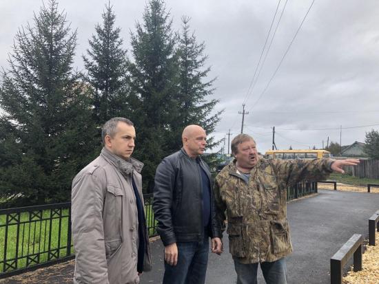 Сергей Сокол принял участие в посадке деревьев в Саду Памяти в Олхе