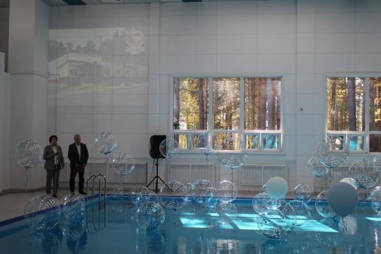 Новый бассейн открыли в реабилитационном центре «Сосновая горка» в Зиминском районе