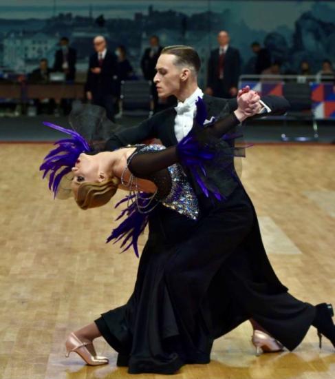 Дмитрий Портнов и Юлия Варфоломеева стали бронзовыми призёрами чемпионата СФО по танцевальному спорту