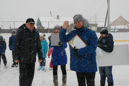 Многофункциональную спортивную площадку открыли в Одинске