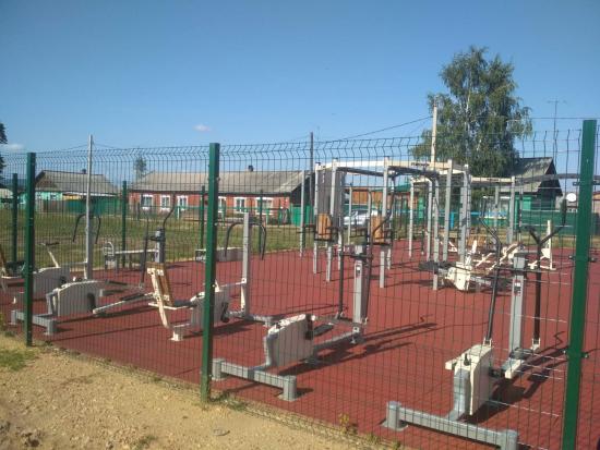 Малая спортивная площадка создана в поселке Усть-Уда