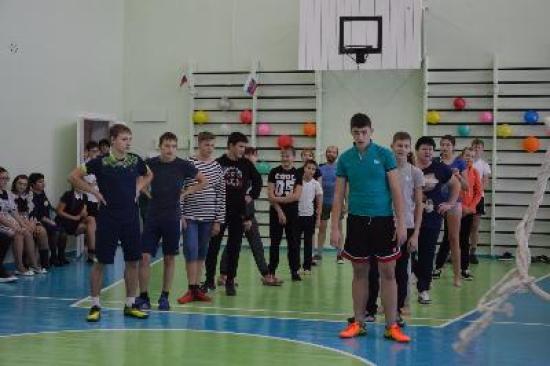В селе Анга Качугского района завершена реконструкция спортивного зала местной школы В селе Анга завершили реконструкцию спортзала местной школы