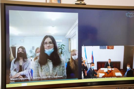 Стипендию губернатора получили 60 одаренных ребят со всей Иркутской области